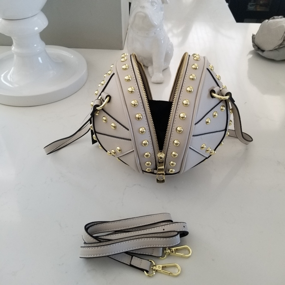 Inzi round bag NWT - Picture 13 of 13